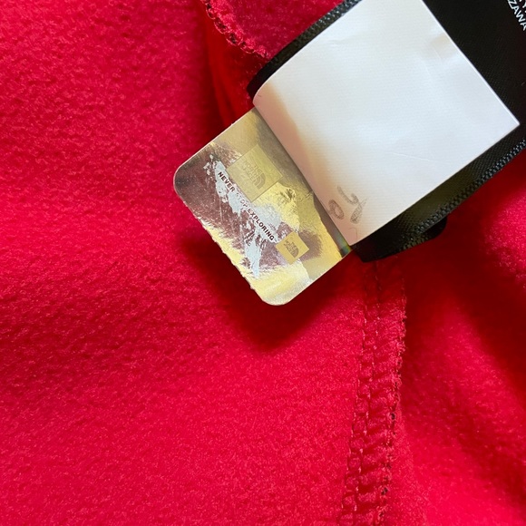 The North Face Men’s Logo Fleece Full Zip Red And Black Hoodie - Picture 8 of 8